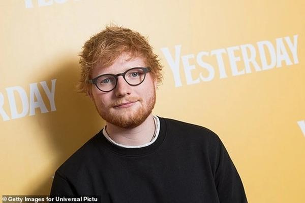 Quá giàu, nam ca sĩ Ed Sheeran sớm xây lăng mộ tại nhà riêng ở tuổi 32-2