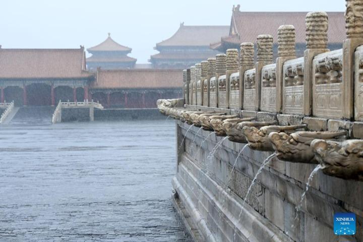 Tử Cấm Thành miễn nhiễm với lũ lụt lịch sử tại Trung Quốc-2