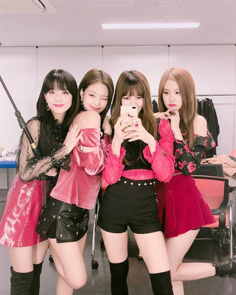 Ảnh chưa công bố về BlackPink-9