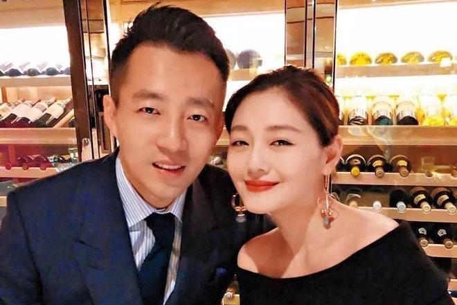 2 cuộc hôn nhân sóng gió, là tâm điểm truyền thông của Từ Hy Viên-6