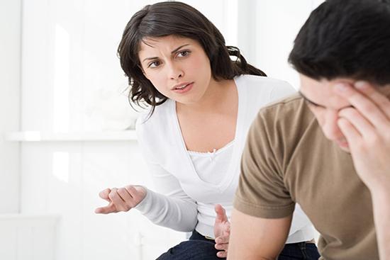 Ham chơi, chồng bị vợ 'trừng phạt' bằng cách ít ai ngờ tới, khiến chồng mất luôn chức năng đàn ông