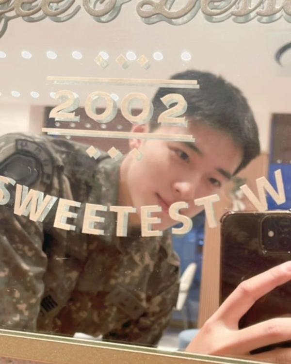 Sao nhí nam thần nổi tiếng của Vườn Sao Băng nhan sắc ngỡ ngàng hậu xuất ngũ-5