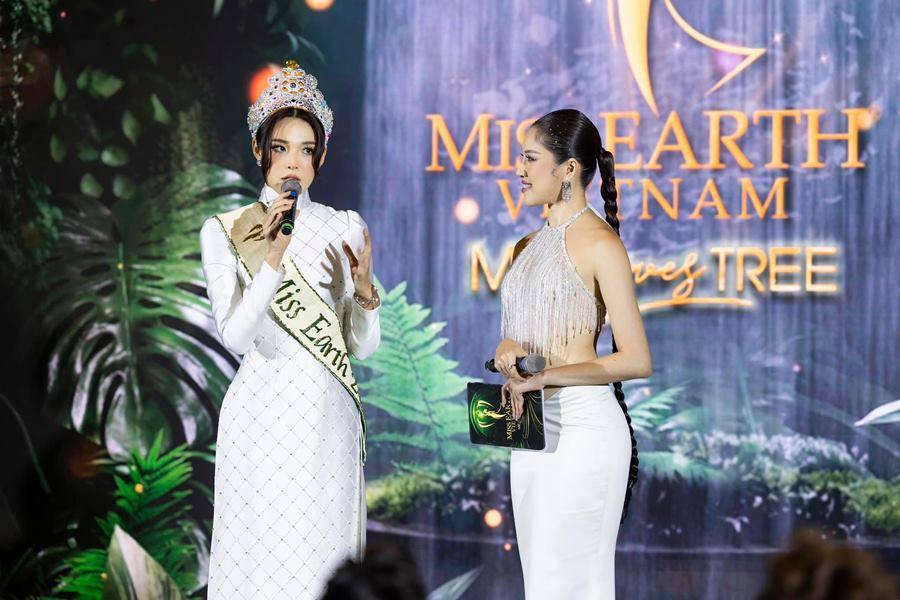 MC Thanh Thanh Huyền mặc bạo trên sóng trực tiếp, gần 10 nghìn người xem có mất tập trung?-6