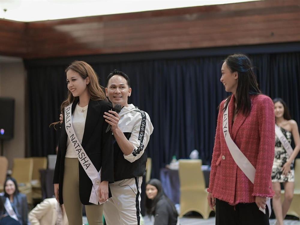 Scandal bủa vây cuộc thi Hoa hậu Hoàn vũ Indonesia-4