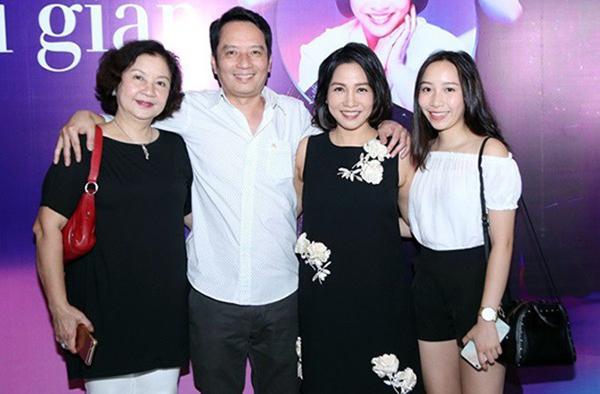 Mẹ chồng diva Mỹ Linh: BTV, nghệ sĩ nổi tiếng một thời, xế chiều giỏi nội trợ chăm con cái-5