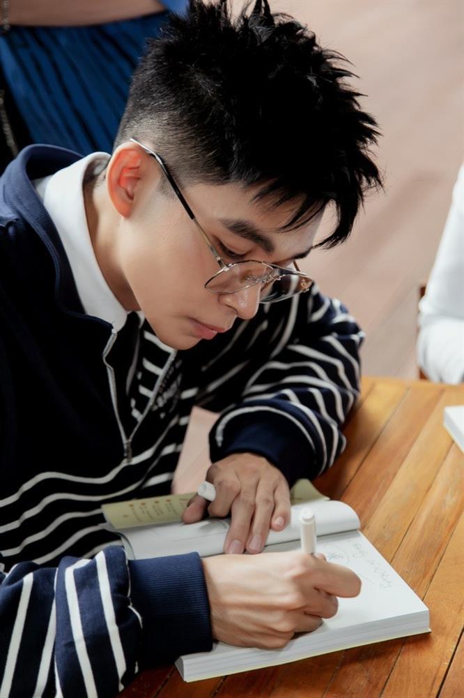 Jun Phạm: Tôi đi hát 7-8 năm trời nhưng vốn liếng không mua nổi căn nhà-6