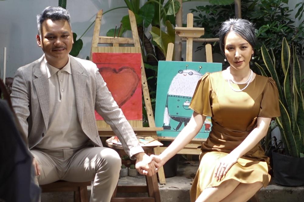 Khắc Việt mượn việc công làm việc tư tiếp tục mời vợ đóng MV-2