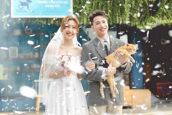 Á hậu Hoàng Anh sinh con thứ 3-3