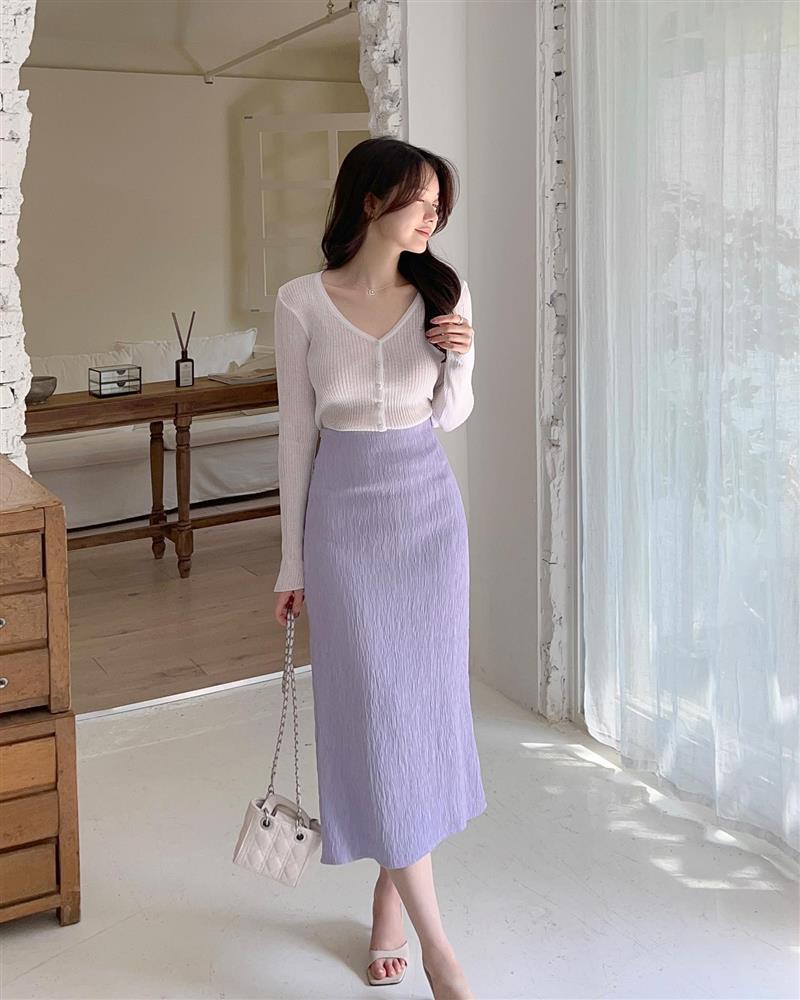 5 kiểu chân váy dài giúp vẻ ngoài trẻ hơn-2