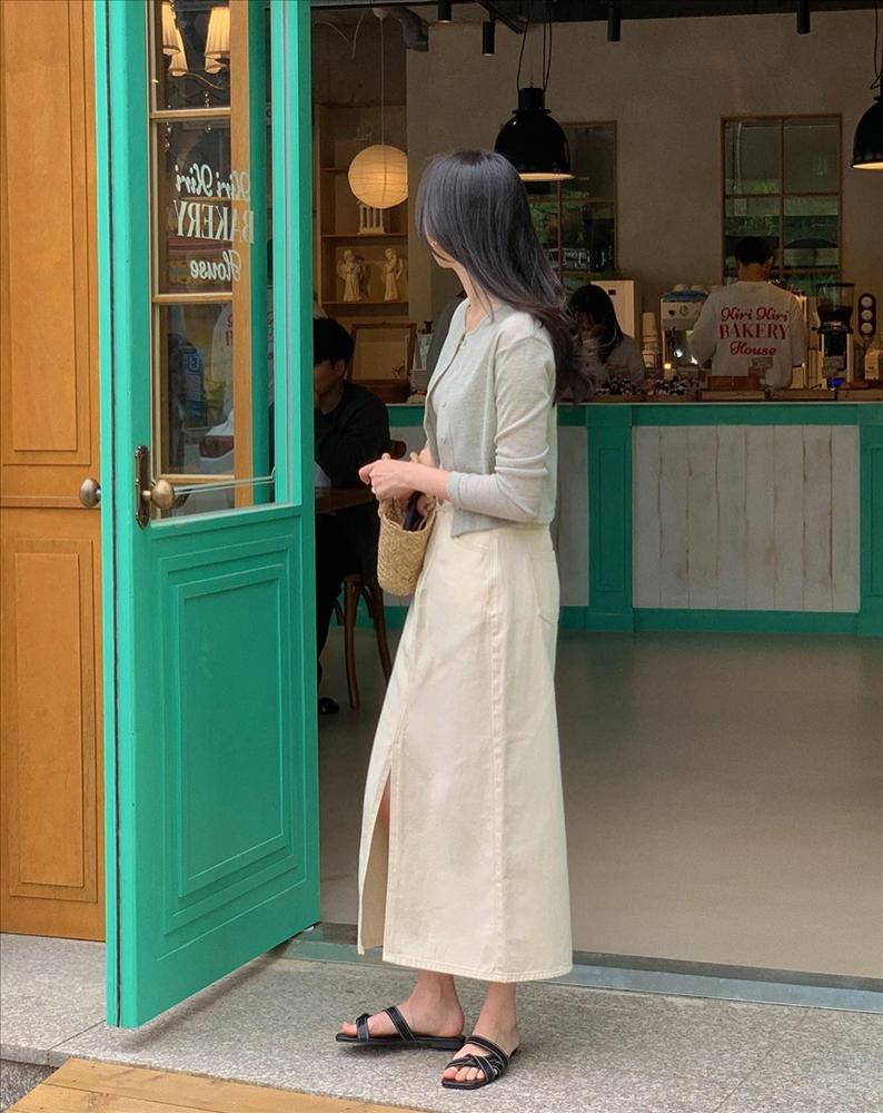 5 kiểu chân váy dài giúp vẻ ngoài trẻ hơn-5