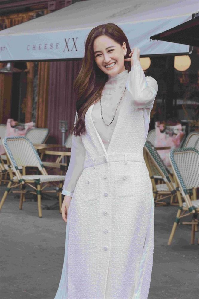 Mai Phương Thúy 35 tuổi: bỏ đồ hiệu, không giày cao gót-4