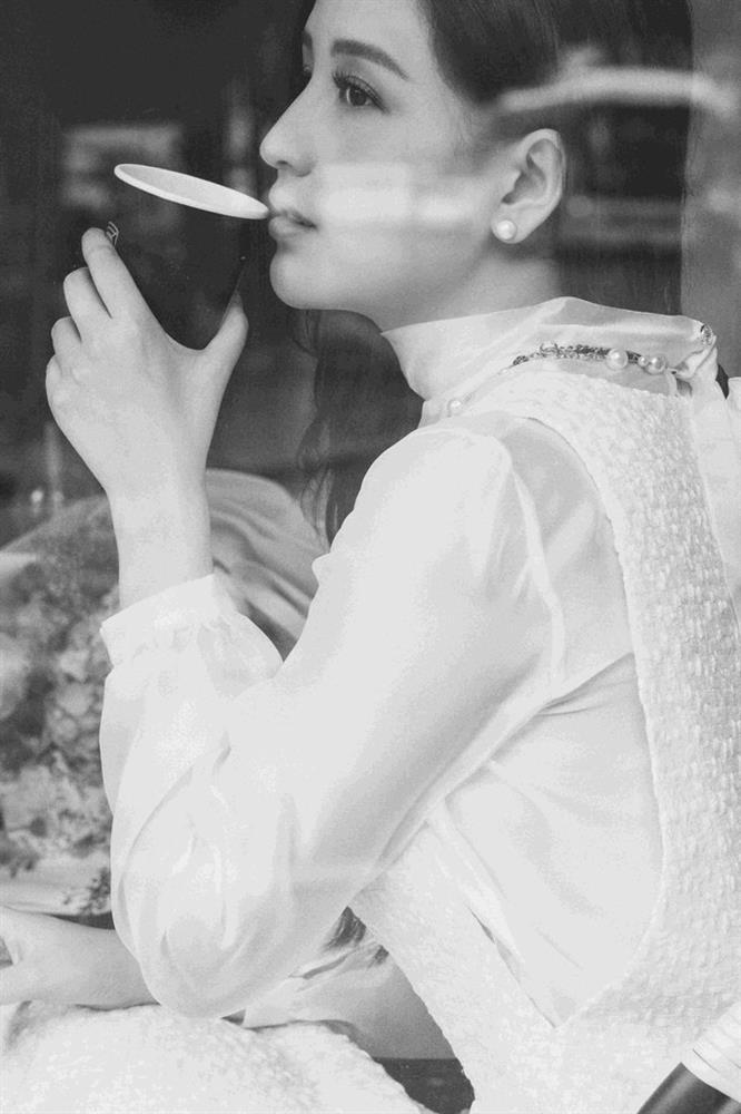 Mai Phương Thúy 35 tuổi: bỏ đồ hiệu, không giày cao gót-9