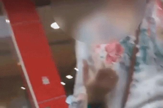 Phá đường dây mại dâm có nữ tiếp viên hàng không, người mẫu giá 3 ngàn USD-2