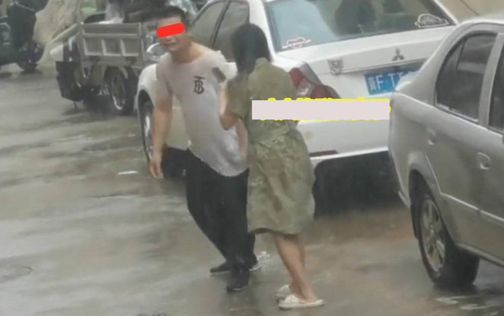 Ngoại tình vì được chồng quá yêu chiều, thấy nhàm chán-2