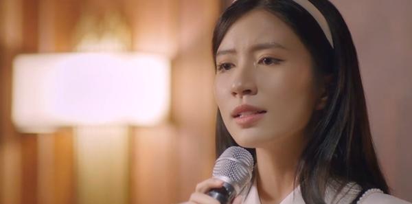 Danh tính quý công tử bao trọn phòng trà của Thảo (Ngọc Huyền) trong Món Quà Của Cha-1