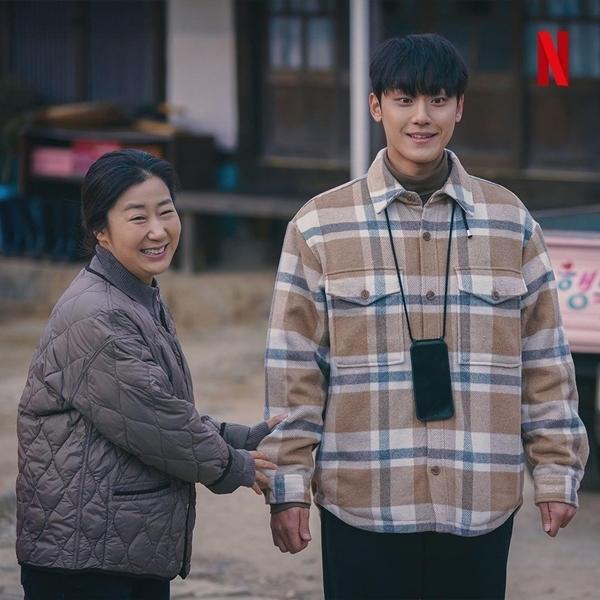 10 phim truyền hình được xem nhiều nhất nửa đầu 2023-9