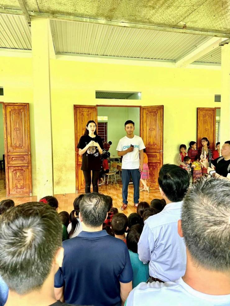 Quang Linh Vlogs công khai chi phí khủng dự án điểm trường ở Hà Giang-2