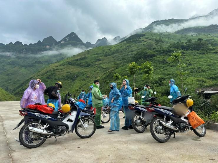 Quang Linh Vlogs công khai chi phí khủng dự án điểm trường ở Hà Giang-5