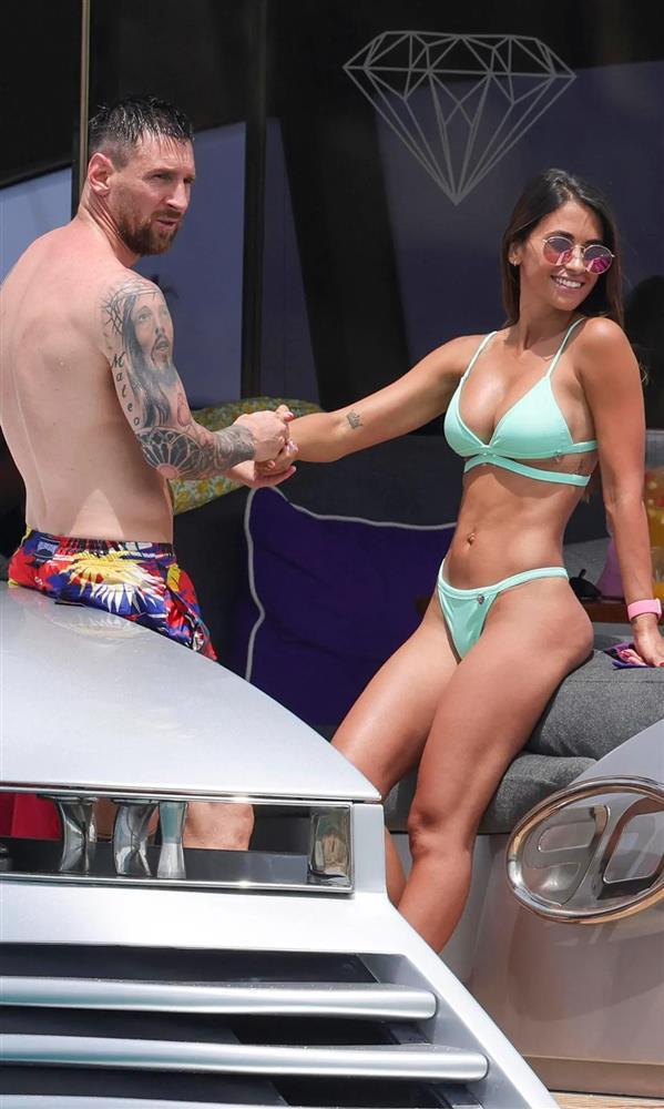 Vợ Messi thu hút mọi ánh nhìn khi diện bikini-5