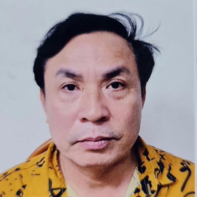 Cảnh sát giải cứu 2 bé gái 15 tuổi bị lừa vào làm tại quán massage đèn mờ-2