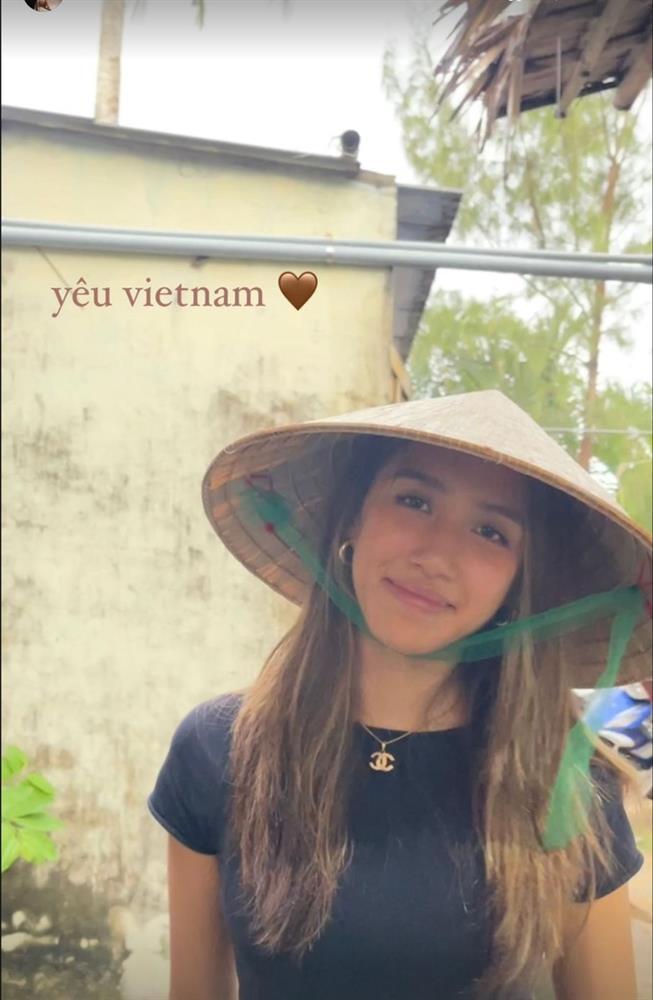 Nổi tiếng nhờ bố, con gái Thái VG không ngại khoe tiếng Việt... chưa sõi-2