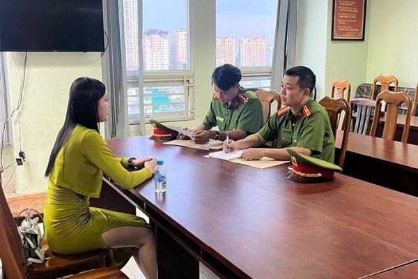 Cựu tiếp viên hàng không thu tiền tỷ từ môi giới bán dâm-3