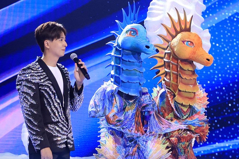 Khán giả bức xúc vì ‘Ca Sĩ Mặt Nạ’ mùa 2 cắt ghép vô lý-1