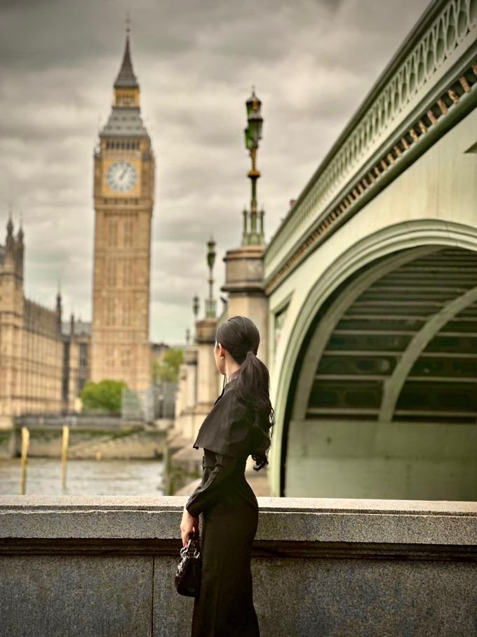 Bỏ áo ngành, tiếp viên hàng không Trâm Anh du lịch khắp thế giới, thời trang ngập hàng hiệu-2