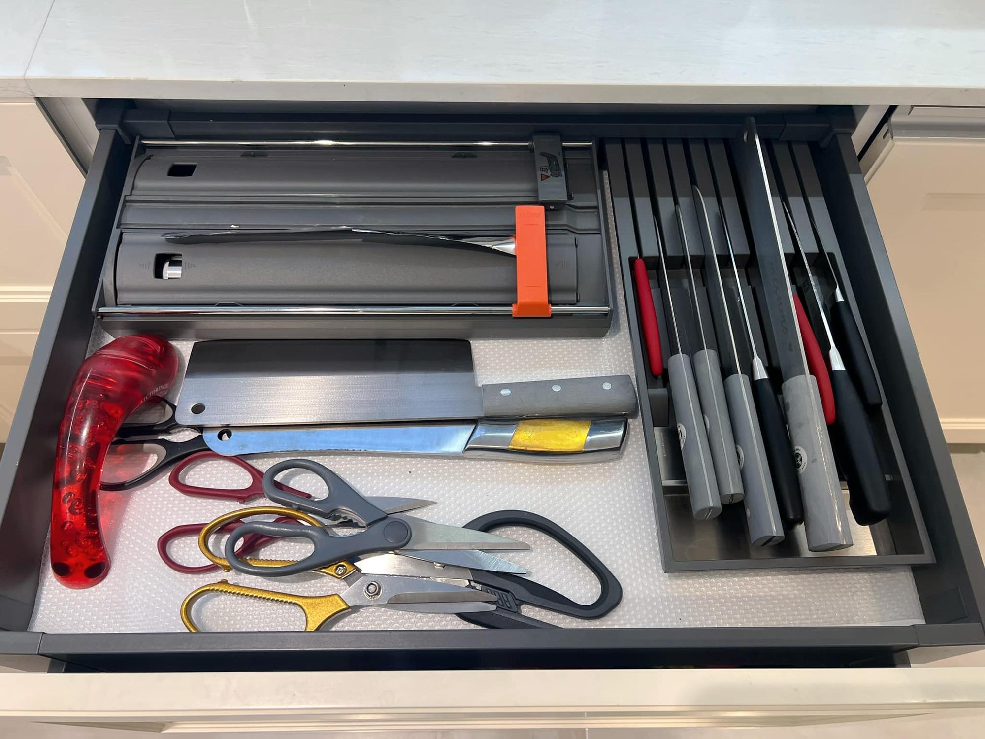 MC Diệp Chi ngốn hơn 500 triệu cho đồ gia dụng để căn bếp sang chảnh-16