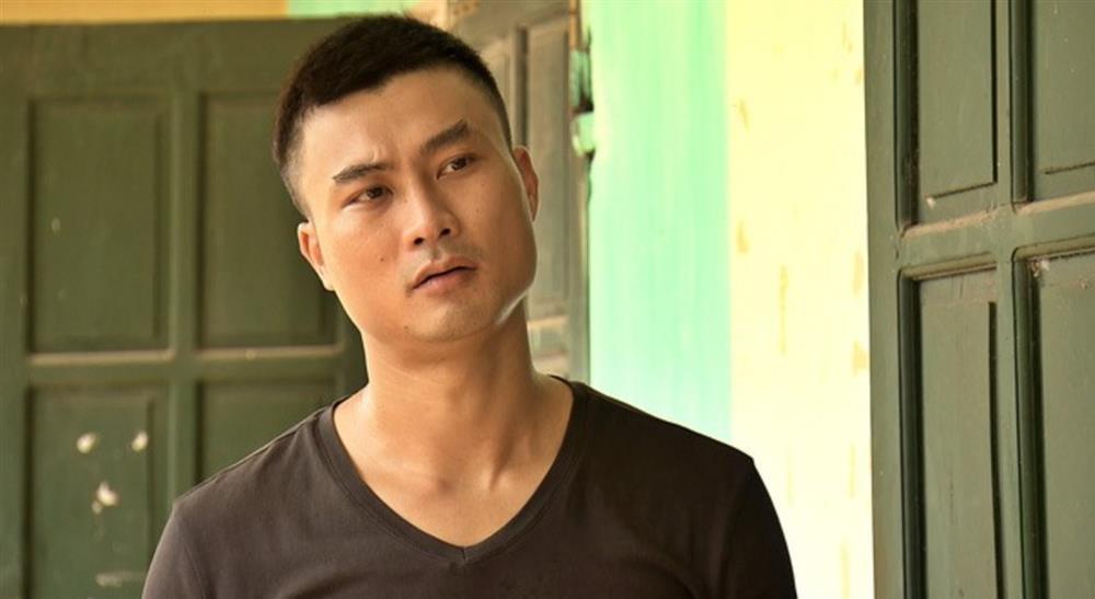 Duy Hưng: Từ thánh vai phụ đầu trộm đuôi cướp đến nam chính phim giờ vàng-4