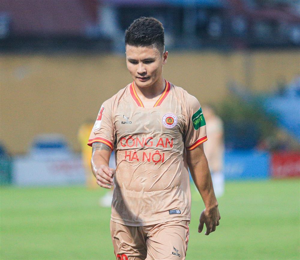 Quang Hải bàng hoàng khi nhận tin trợ lý Dương Minh Ninh của HAGL qua đời-3