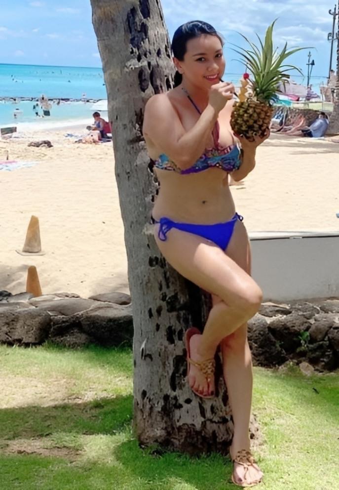 ’Biểu tượng sexy’ Y Phụng 44 tuổi tự tin diện áo tắm dù vóc dáng đẫy đà-5