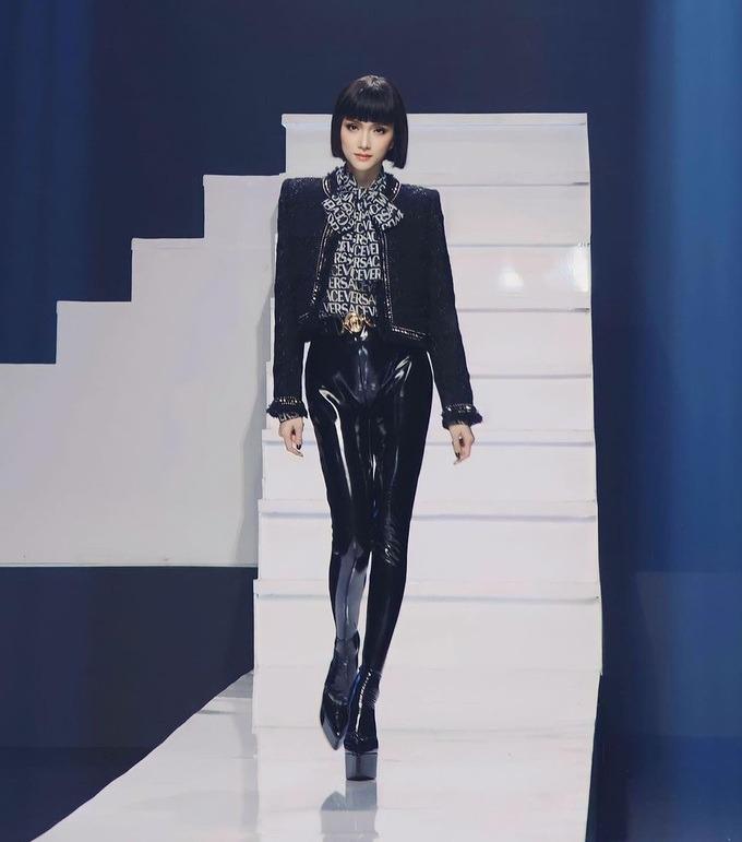 Hương Giang đeo nhiều túi đắt đỏ, thể hiện đẳng cấp yêu nữ hàng hiệu-4