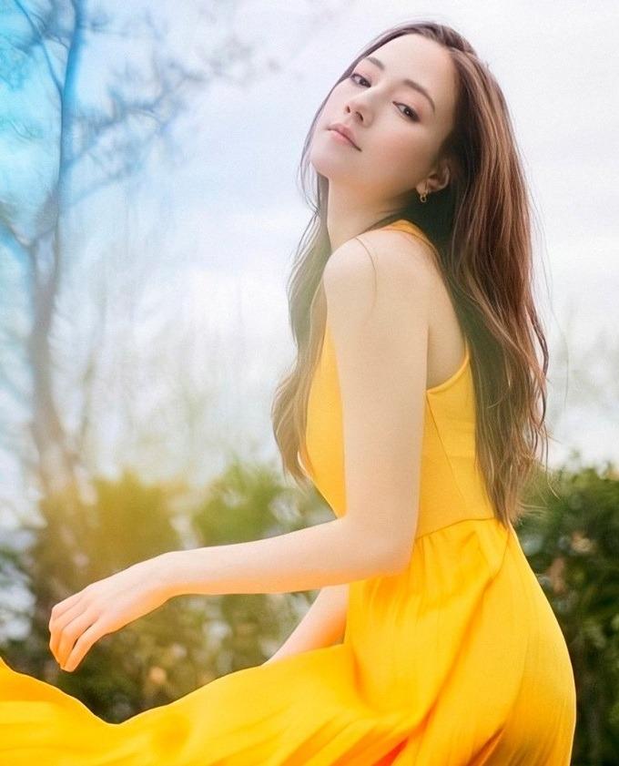 Nhan sắc mê hoặc của bông hồng lai vào vai Đát Kỷ-4