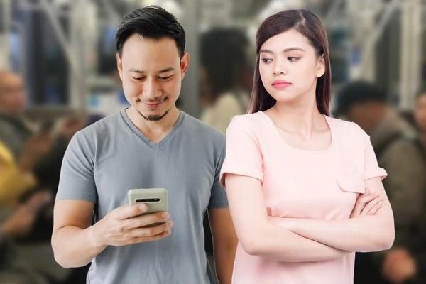 Phát hiện chồng tán tỉnh đồng nghiệp, vợ tung chiêu khiến tôi sợ xanh mặt-1