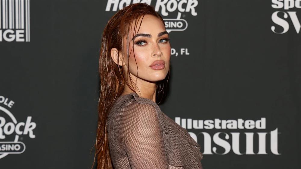 Bom sex Megan Fox: Câu chuyện về ngón tay khoèo, làm thơ về trai đẹp-2