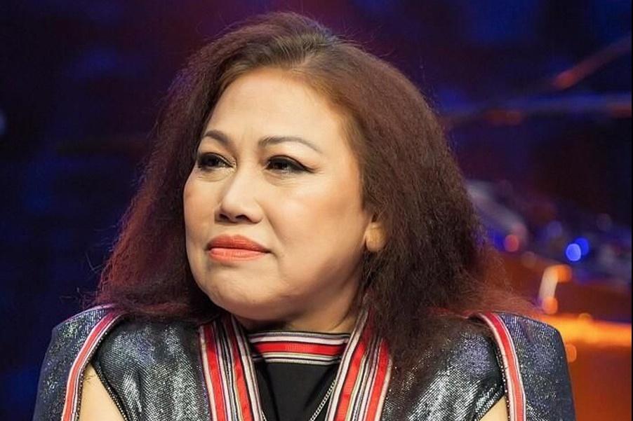 Siu Black và cựu cầu thủ bóng chuyền làm đám cưới-4