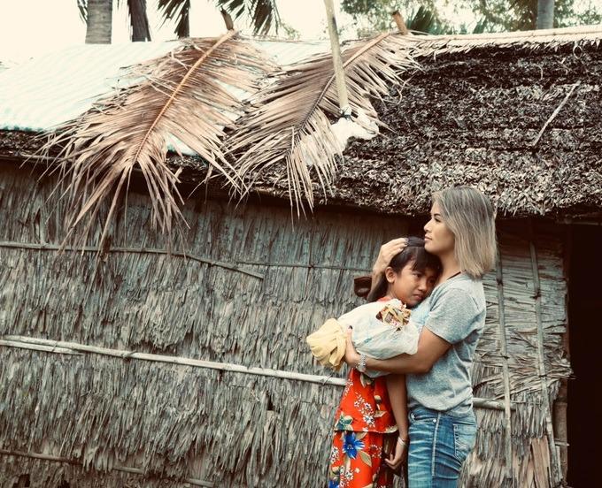 Cô gái gốc Việt một mình bồng con về nước thực hiện sứ mệnh cuộc đời-2