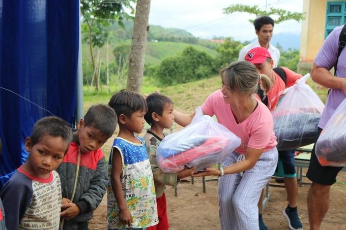 Cô gái gốc Việt một mình bồng con về nước thực hiện sứ mệnh cuộc đời-5