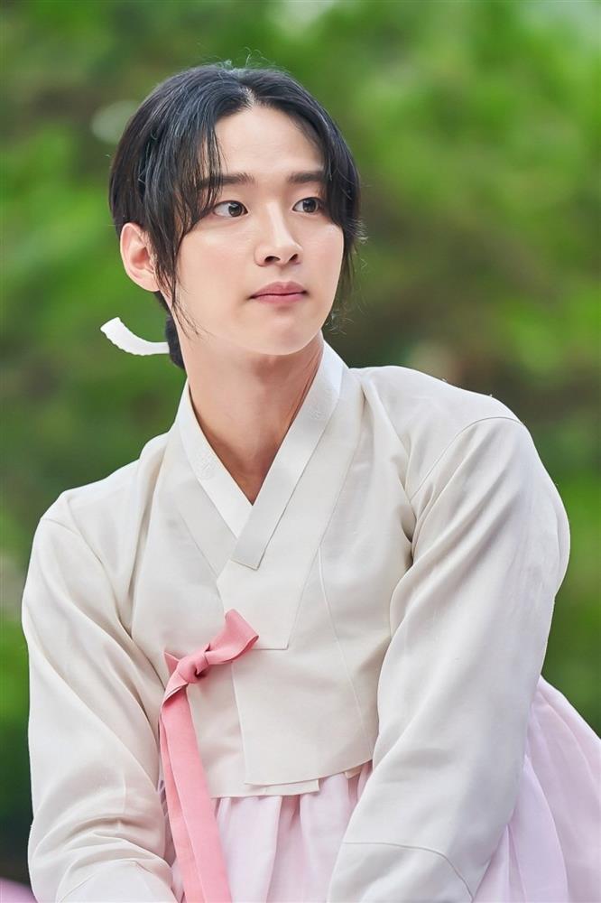 Top 5 sao nam giả gái ấn tượng nhất màn ảnh Hàn-3