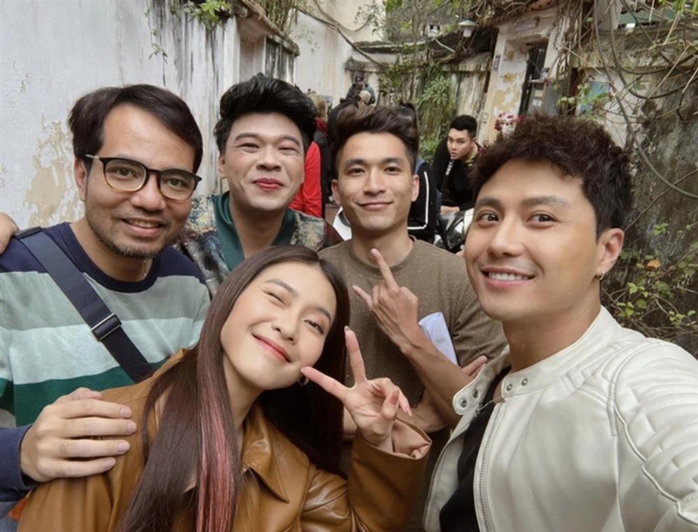 Biên kịch Gia Đình Mình Vui Bất Thình Lình hé lộ cái kết sau loạt bi kịch-2