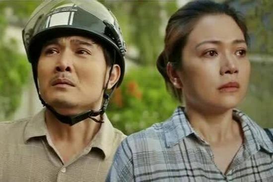 Biên kịch 'Gia Đình Mình Vui Bất Thình Lình' hé lộ cái kết sau loạt bi kịch