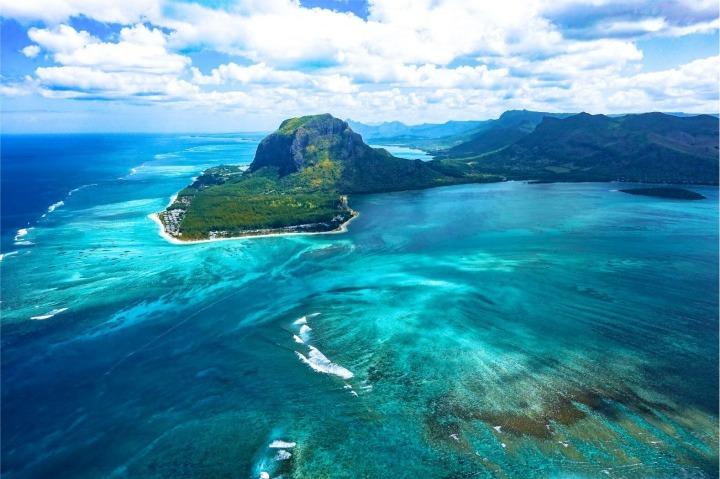 Chiêm ngưỡng thác nước ngầm dưới đại dương độc nhất thế giới-4