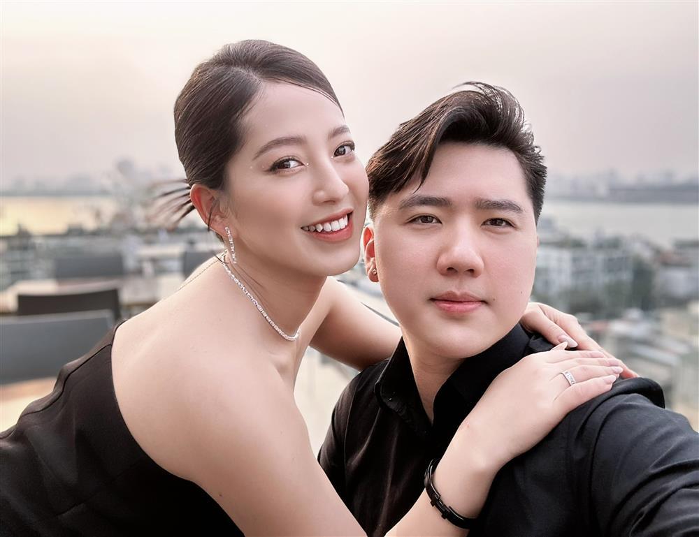 Hà Nội: Chuyện tình của nhân viên xinh đẹp được chủ tịch chấm làm con dâu-5