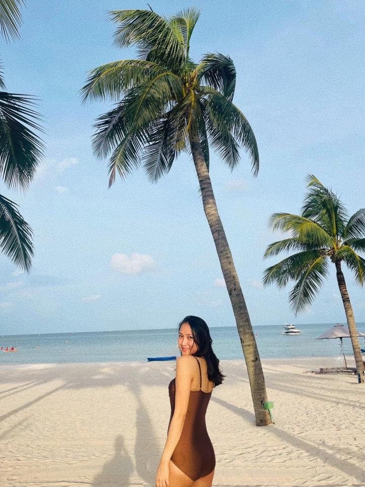 Những cô vợ tài giỏi, kém chục tuổi của dàn sao Việt: Người là Tiến sĩ, người từng thi Hoa hậu-21