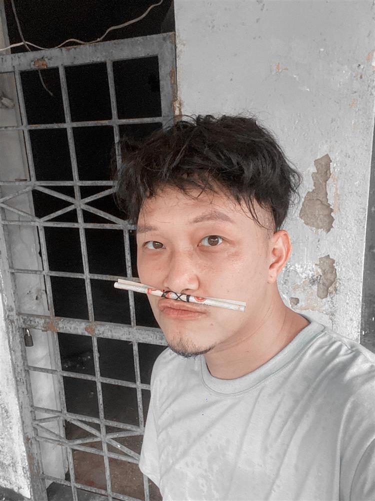 Điều ít biết về nam diễn viên nói ngọng ở Làng trong phố-3