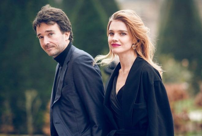 Vì sao mẹ đơn thân 3 con từng bán trái cây được người thừa kế giàu nhất thế giới si mê?-5