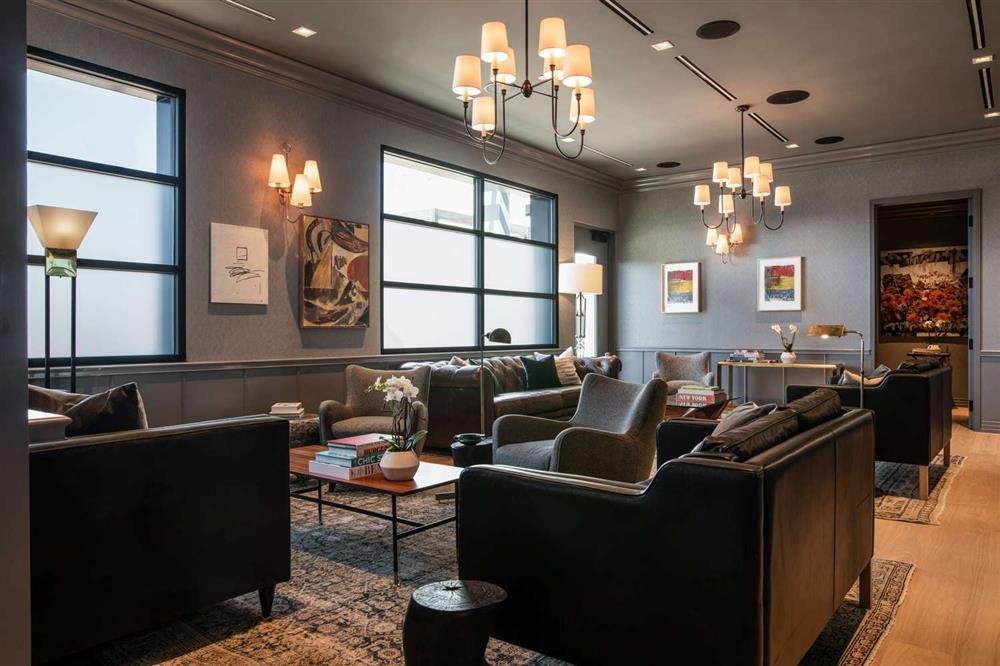 Độ xa hoa bên trong phòng chờ thượng hạng nơi Lisa (BLACKPINK) bị chụp ảnh cùng con trai tỷ phú-3