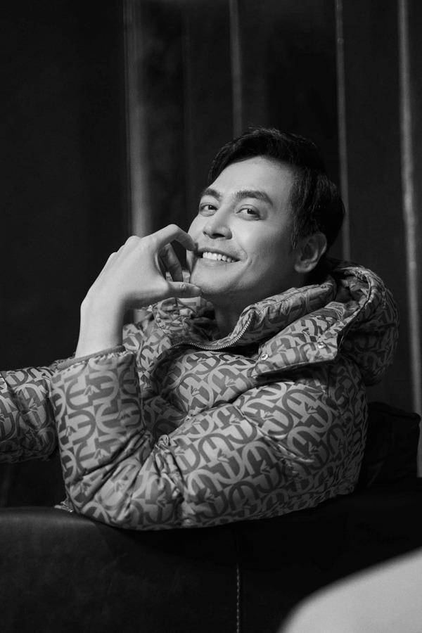 Vợ bằng tuổi đã cùng đi qua hôn nhân như thế nào trước khi MC Phan Anh xuống tóc gieo duyên?-2