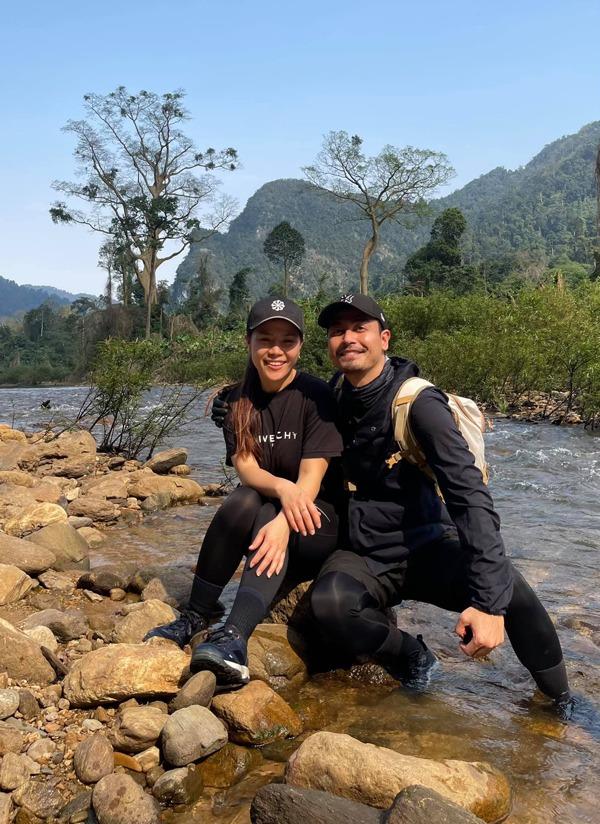 Vợ bằng tuổi đã cùng đi qua hôn nhân như thế nào trước khi MC Phan Anh xuống tóc gieo duyên?-4